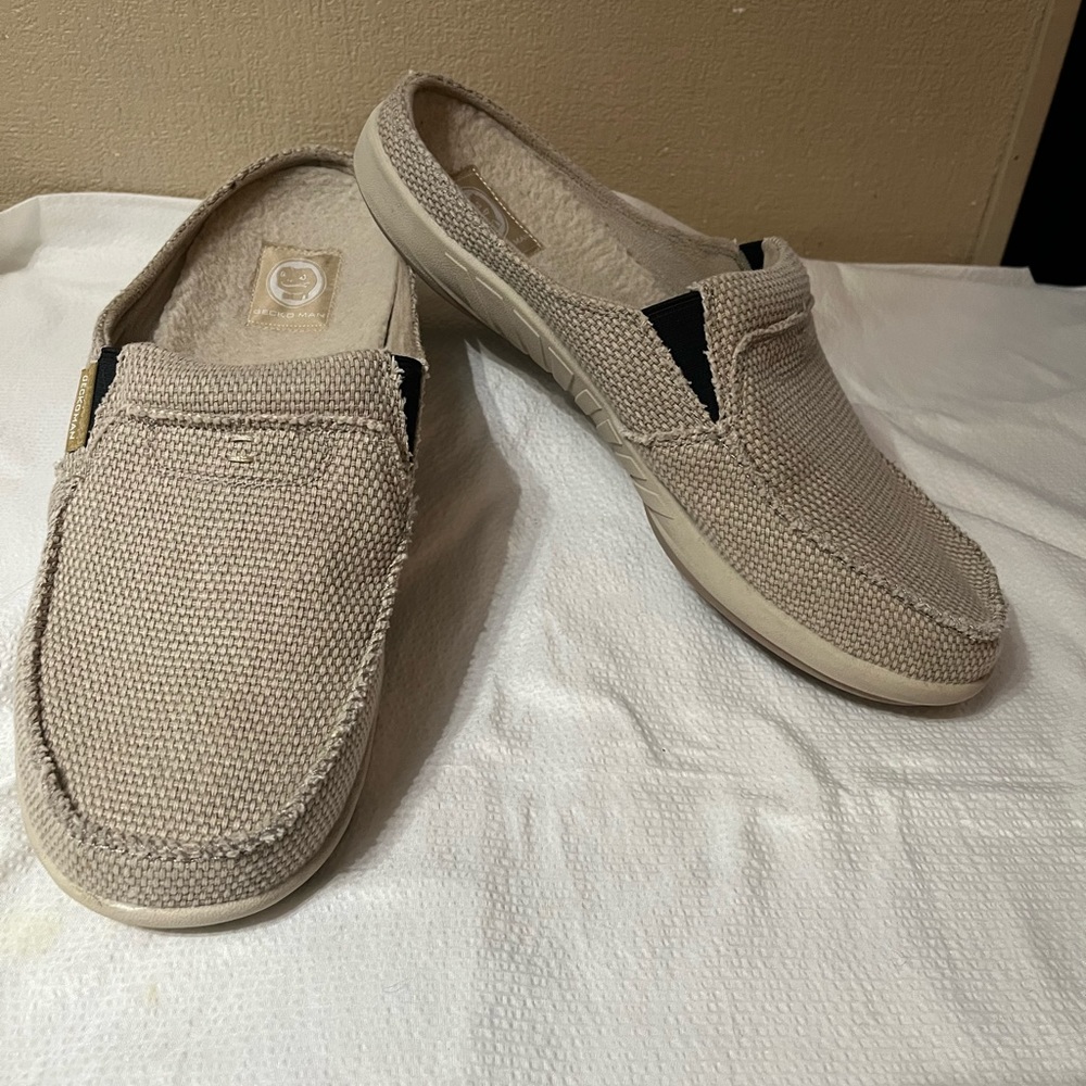 Gecko Man Clogs
